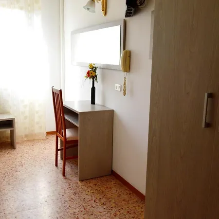 In Guest - New Cirene Double Comfort With Good Breakfast