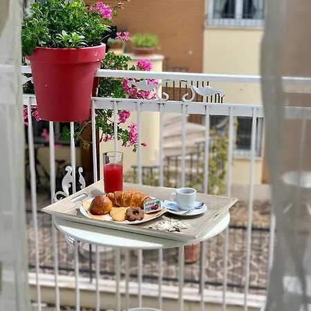 In Guest - New Cirene Double Comfort With Good Breakfast Римини